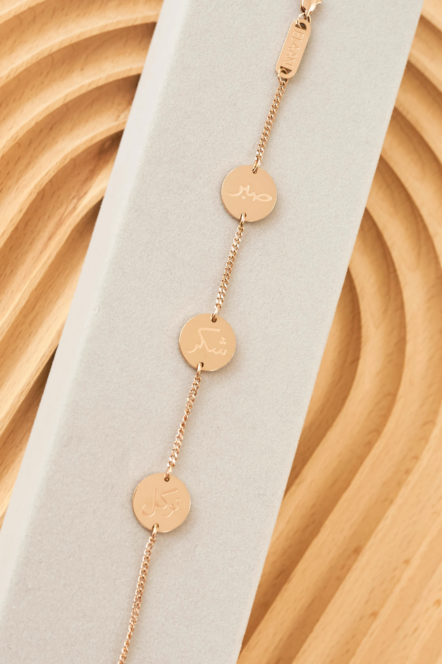 Noble Charms Bracelet Elaan