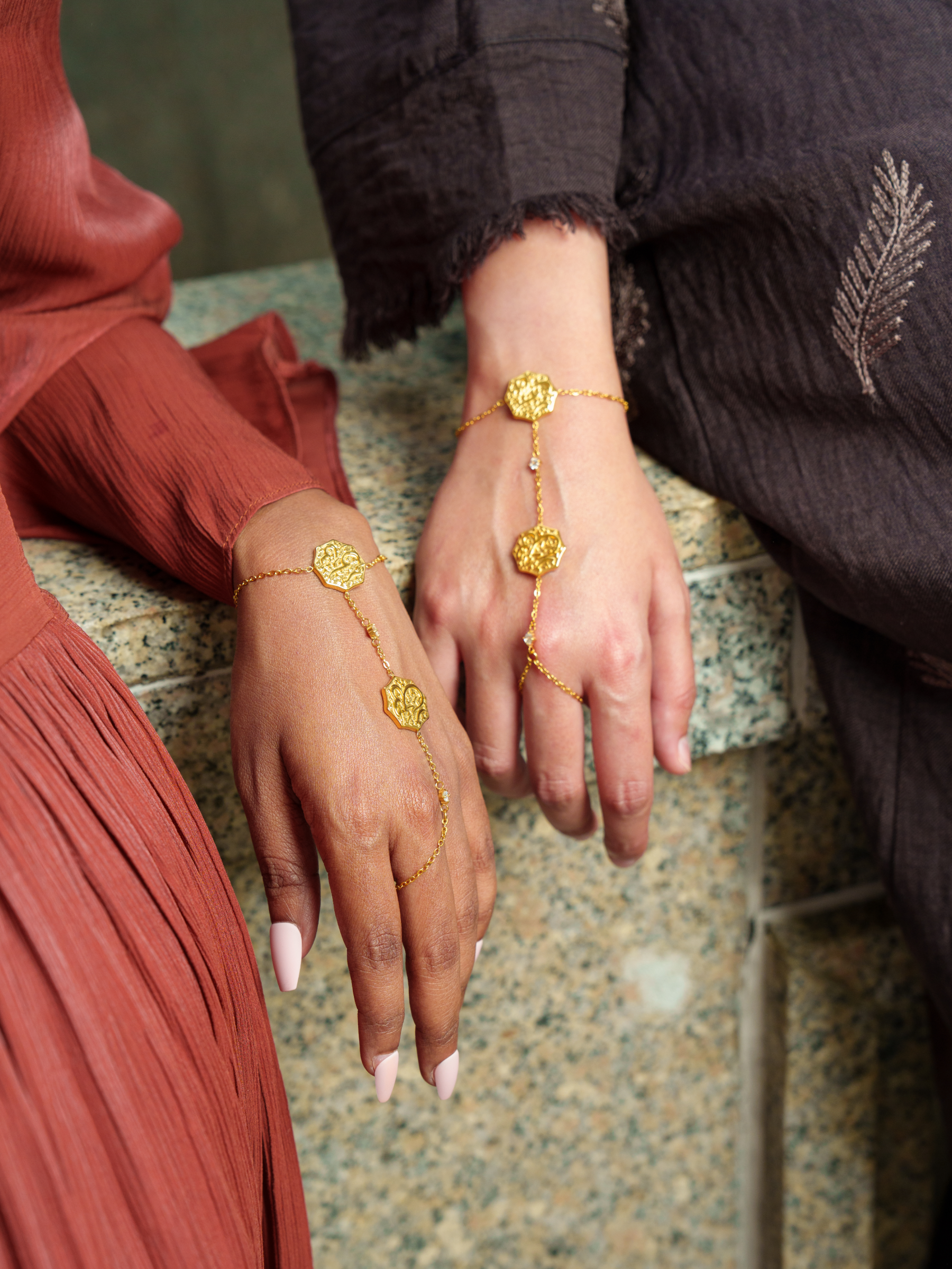 Star of Serenity Hand Chain Elaan