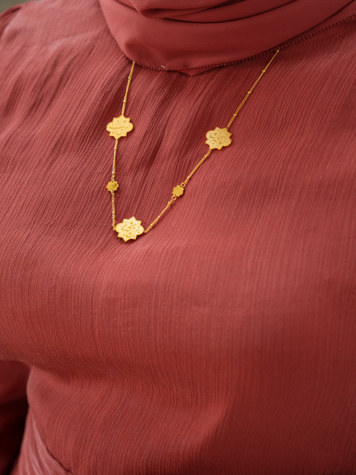 Noble Star Necklace Elaan