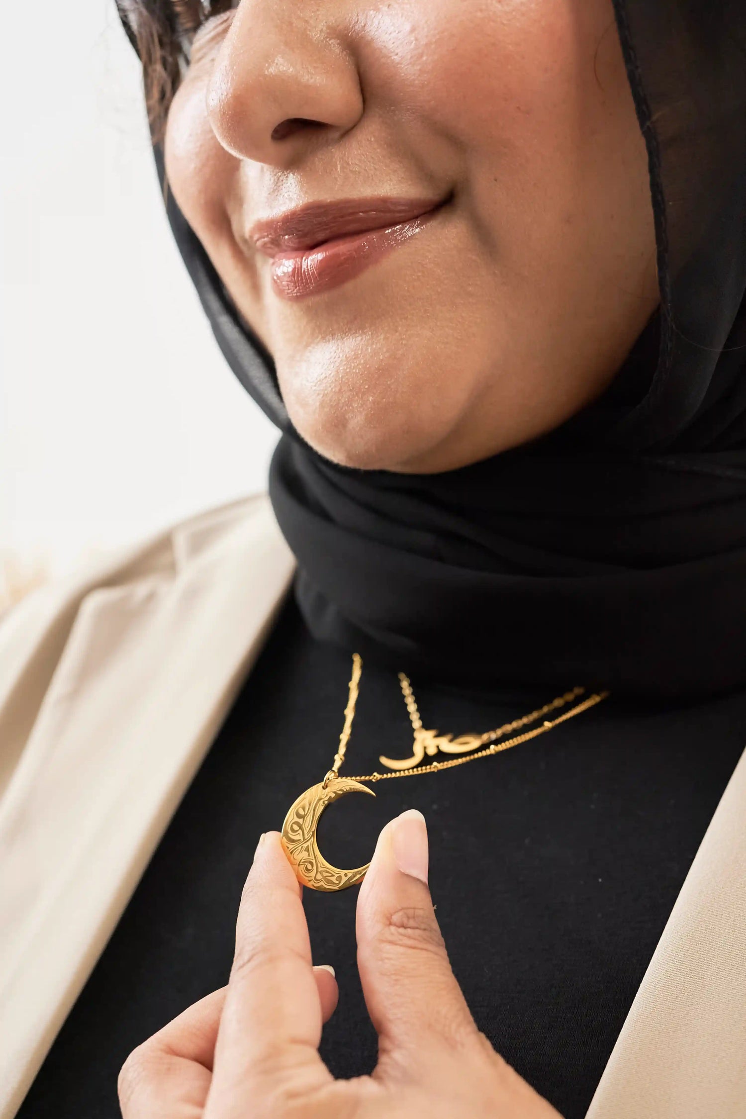 Nūr al-Qamar Necklace Elaan